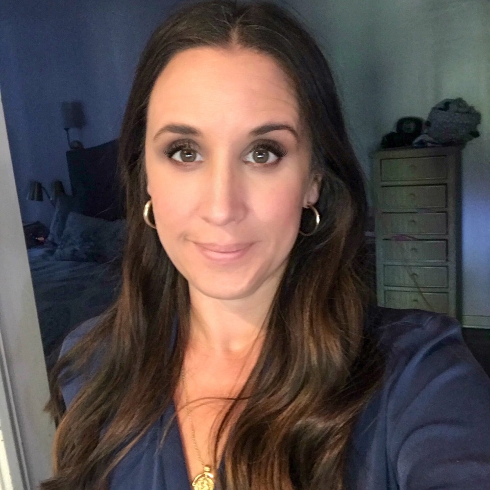 Meet your Posher, Jennifer